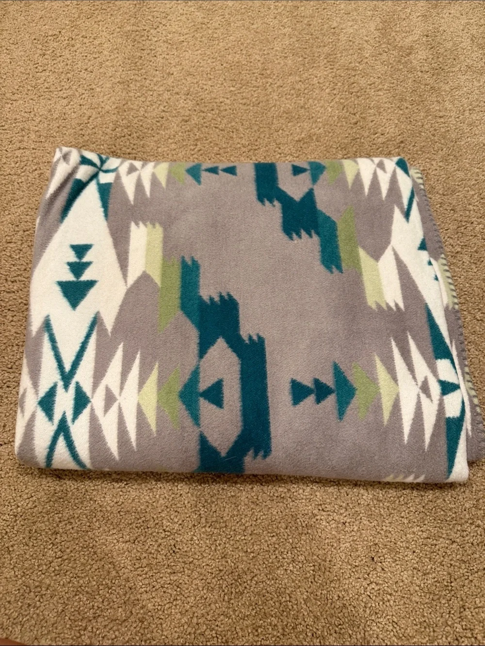 Pendleton Gray Teal White Green Geometric Fleece Throw
